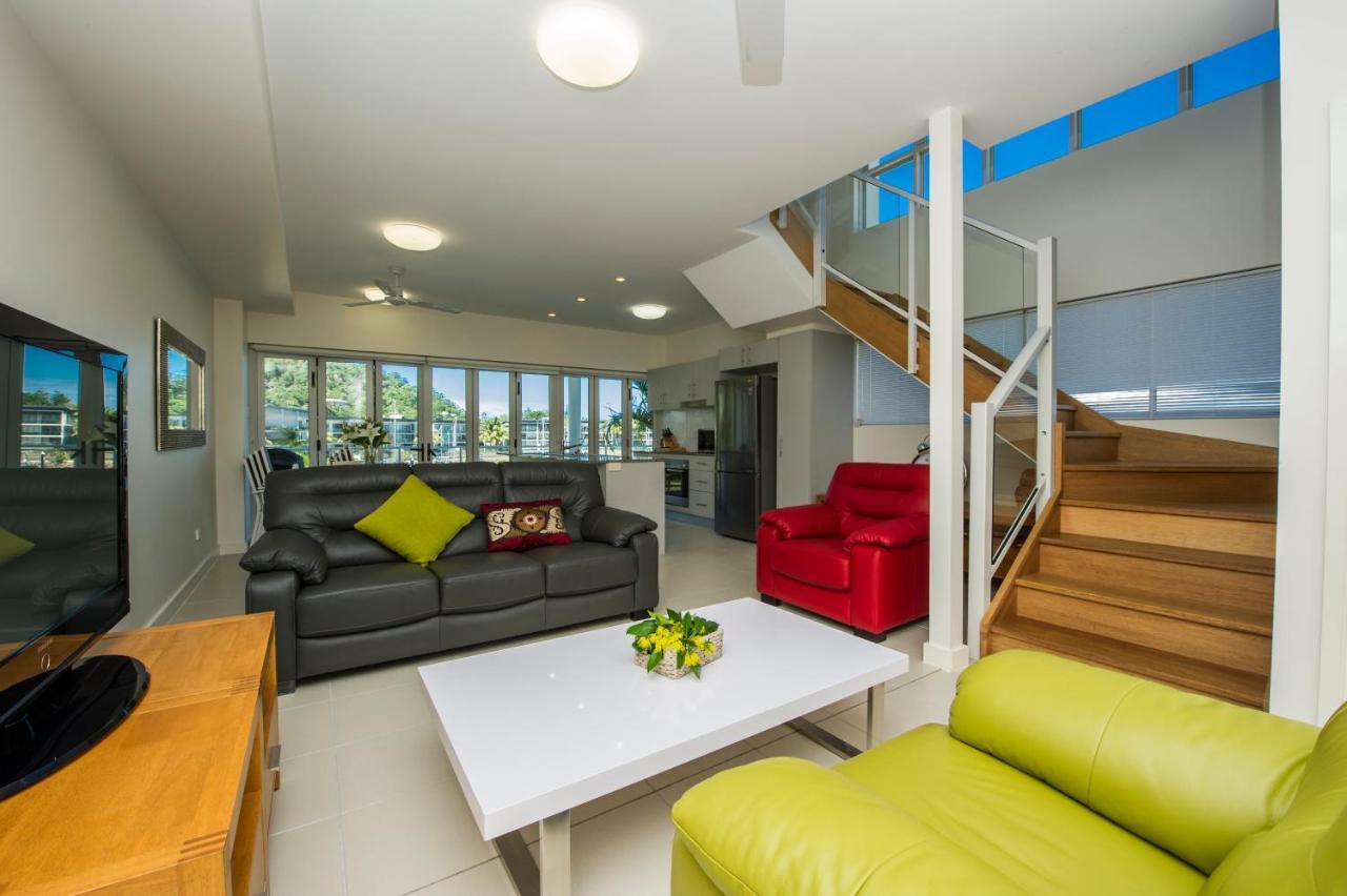 Beachside Magnetic Harbour Apartments Nelly Bay ภายนอก รูปภาพ