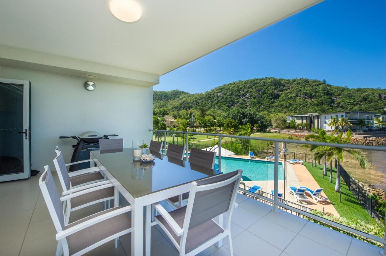 Beachside Magnetic Harbour Apartments Nelly Bay ภายนอก รูปภาพ