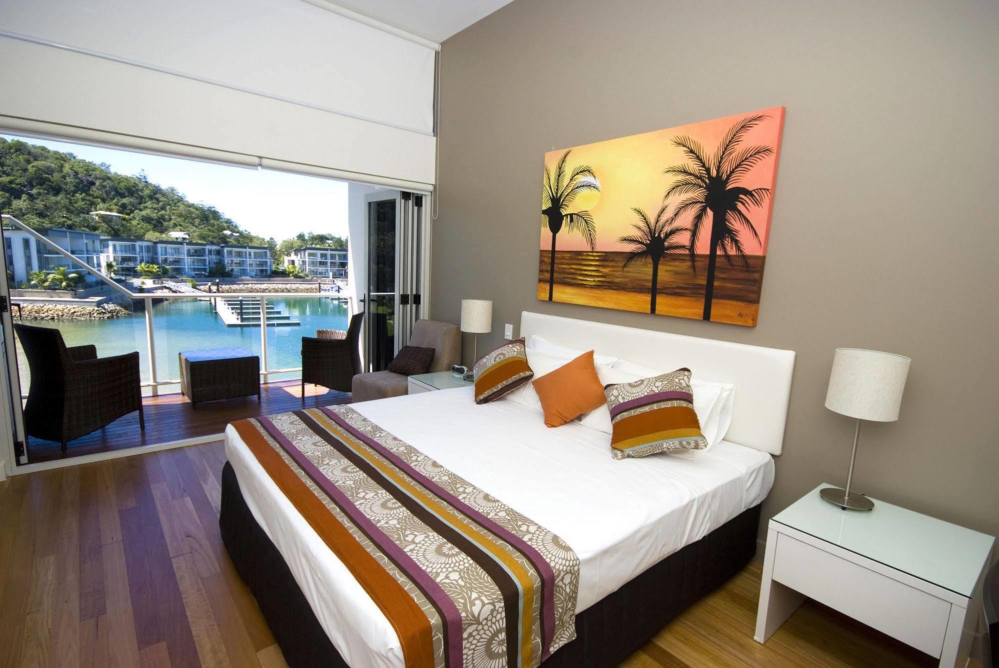 Beachside Magnetic Harbour Apartments Nelly Bay ภายนอก รูปภาพ