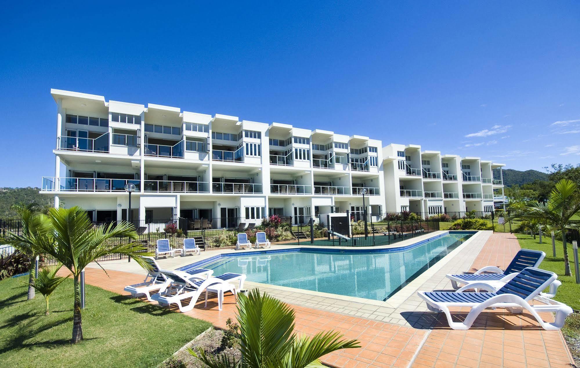 Beachside Magnetic Harbour Apartments Nelly Bay ภายนอก รูปภาพ